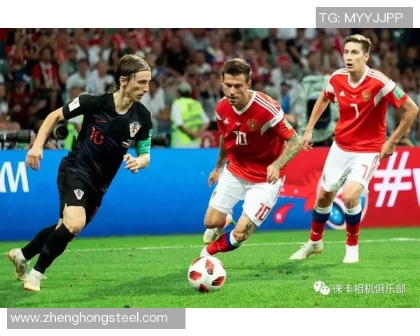 足球明星绚丽瞬间高清图片集锦展现运动之美与激情四溢的赛场风采 足球明星绚丽瞬间高清图片集锦展现运动之美与激情四溢的赛场风采